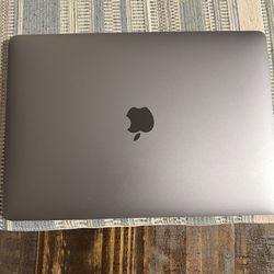 MacBook Air 13 inch (2018)  