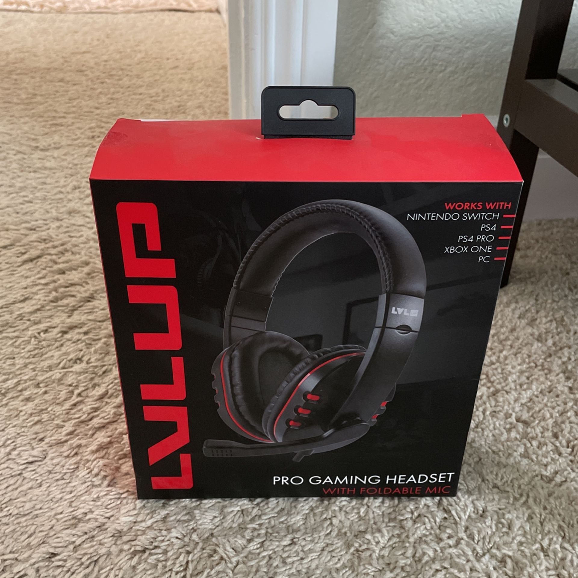 LULUP Pro Gaming Headset With Foldable Mic New for Sale in Windsor