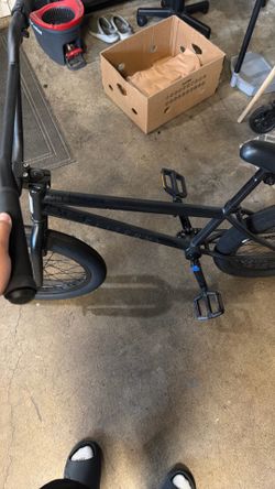 Elite bmx bike
