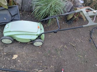 electric lawn mower