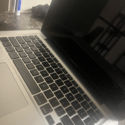 2012 Apple Macbook Refurbished