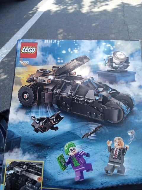 Lego Set 76303 Batman Tumbler Vs 2 Face/Joker