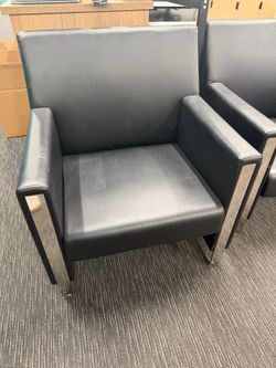 Set of 4 Black Office / Reception Chairs