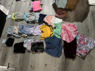 Each Item Are 4 Bucks Each Short/long Shirt, Pant, Short Or Sweater/jacket Or Dress