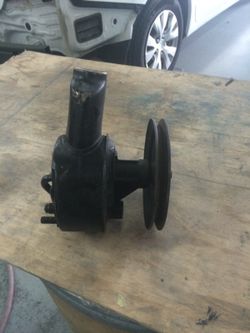 Power steering pump for a big block engine