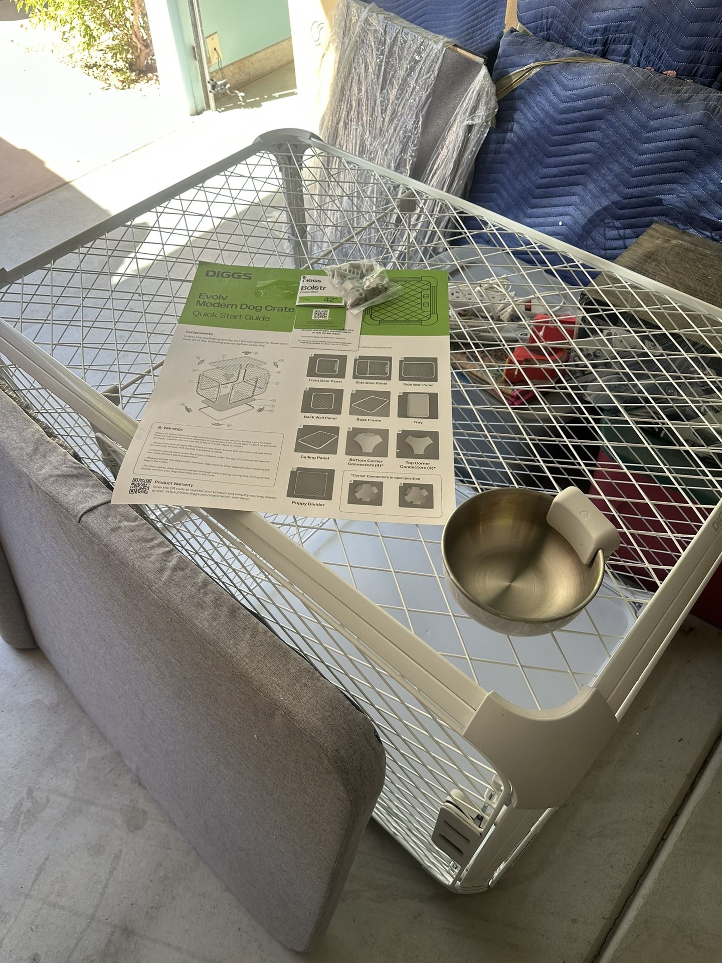 Dogs Evolv Modern Dog Crate 42”