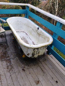 Cast Iron Tub