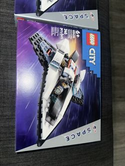Title: LEGO City Interstellar Spaceship – Set 60430 (240 Pieces)