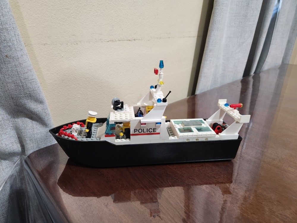 LEGO 4021 City Town Police Patrol Boat - 1991 Vintage
