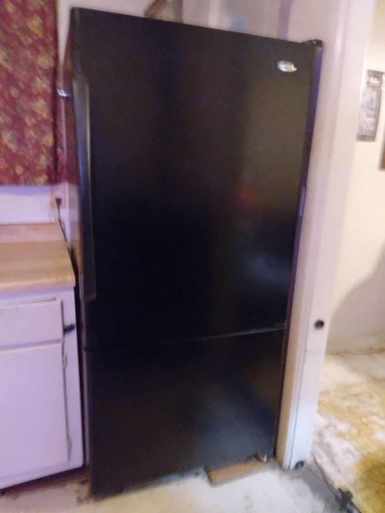 Black Fridge