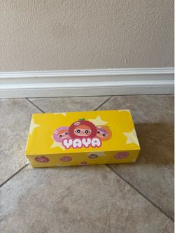 Damaged box YAYA Fun Fruit Plush Pendant  (8 blind box).