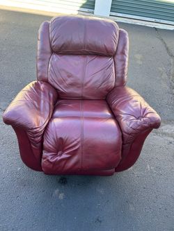 Recliner couch cash only