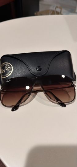 Ray-Ban Sunglasses with Case