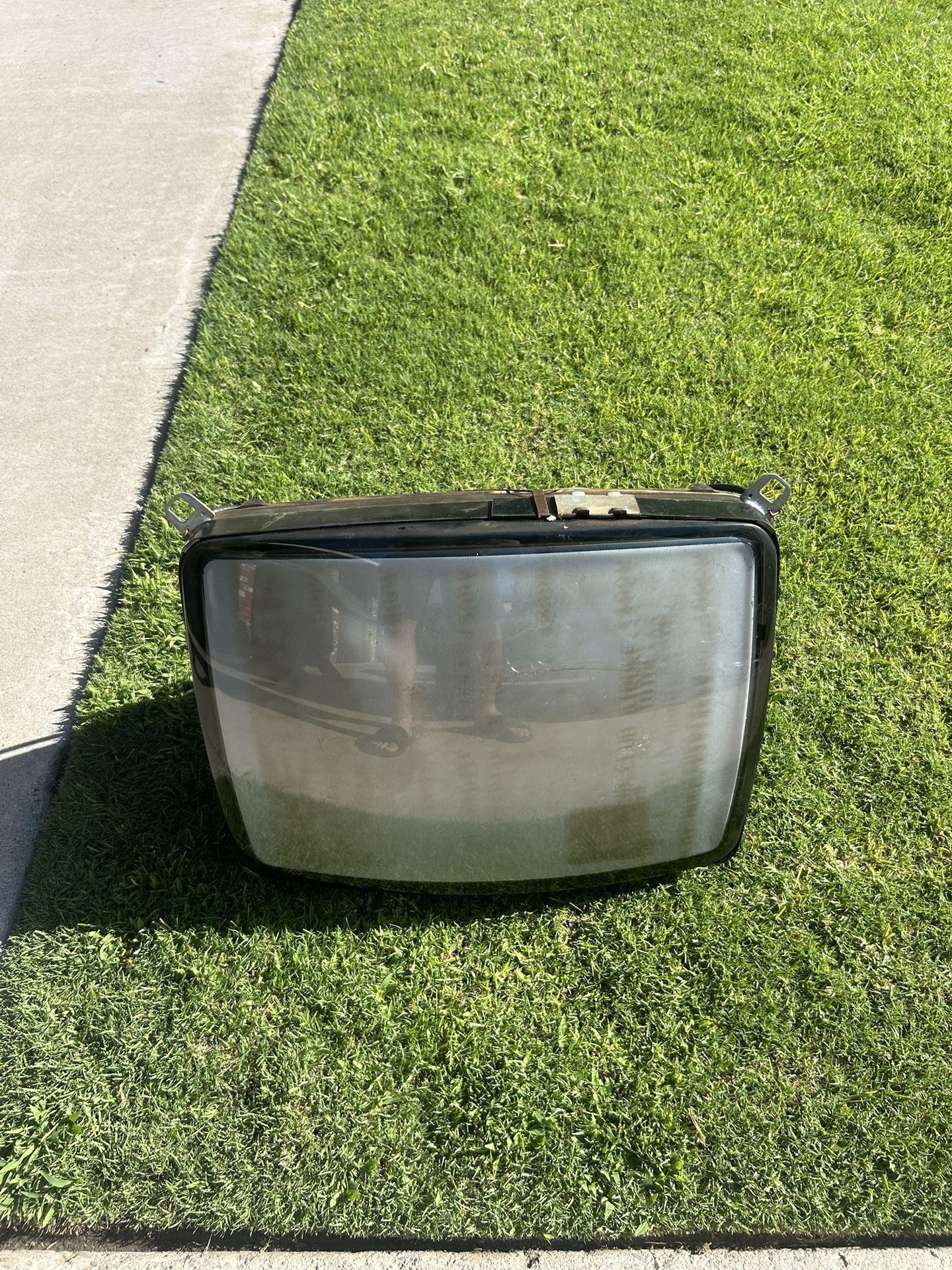 CRT Monitor Arcade Video Game Part 