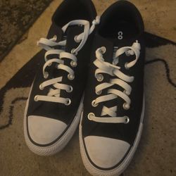 Converse Tennis Shoe 