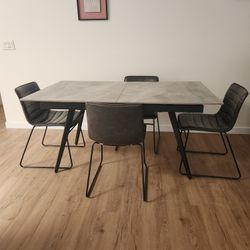 New Extendable Dining Set! 