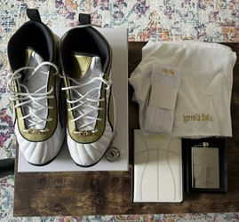 Victor Solomon x Reebok Answer 3 Gift set