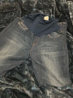 Ladies medium maternity jeans