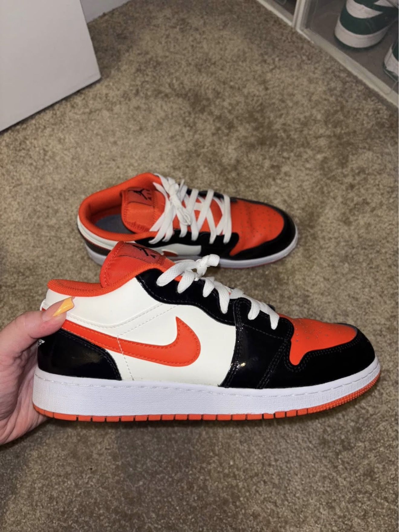 Jordan 1 Low Halloween 2023 (7Y)