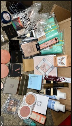 Brand New Makeup Lot