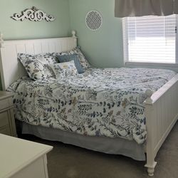 Full Size Bedroom Set