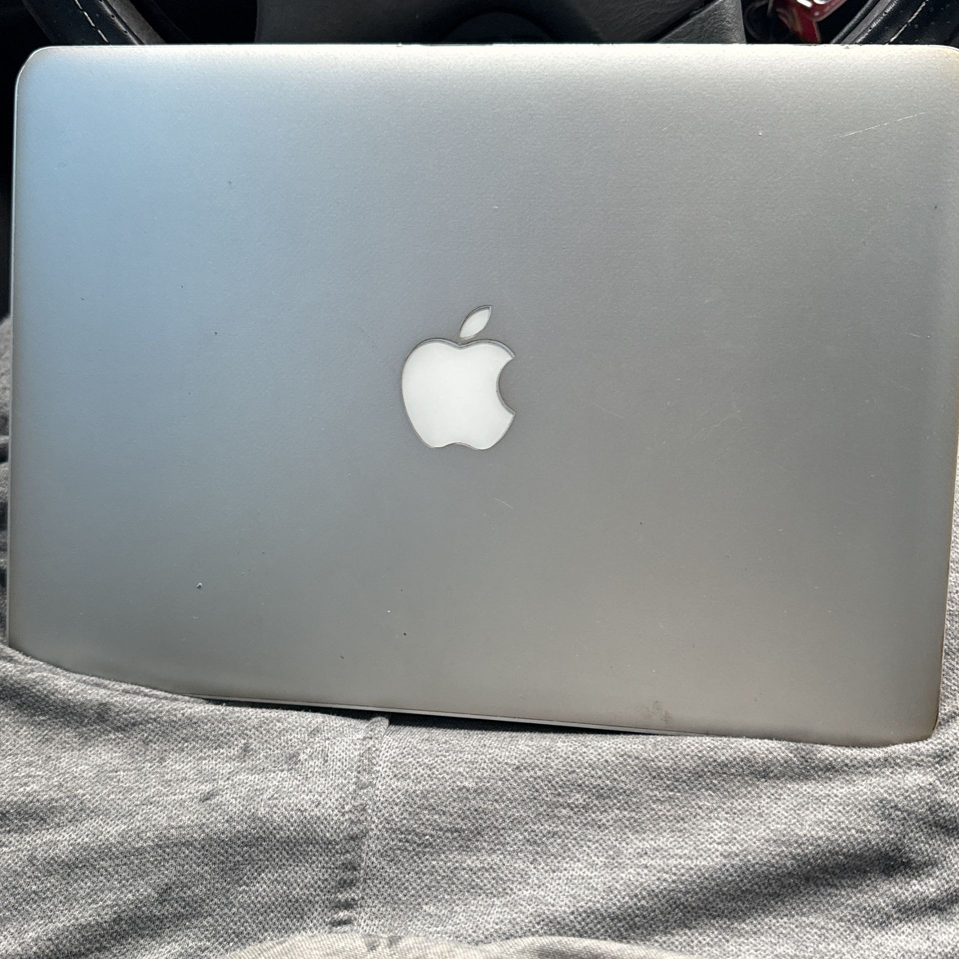 MacBook