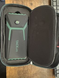 TackLife 800A 12V Peak 18000mAh Car Jump Starter