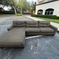 Sectional chaise Couch 