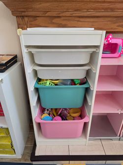 Storage combination with boxes