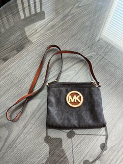 Michael Kors Purse (Never Used)
