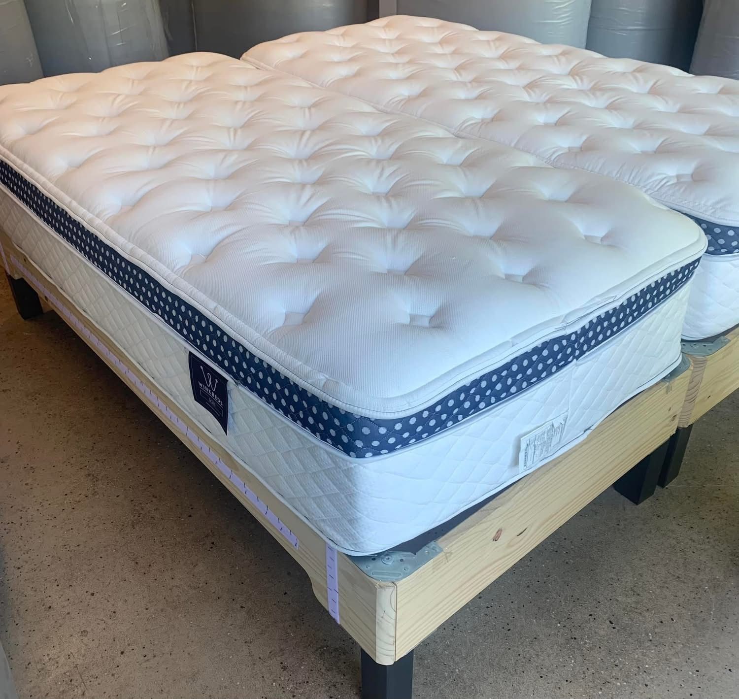 🛏️🛏️ WinkBed LUXURY HYBRID with PillowTop (SPLIT-KING) Mattress - SALE ~80% Off