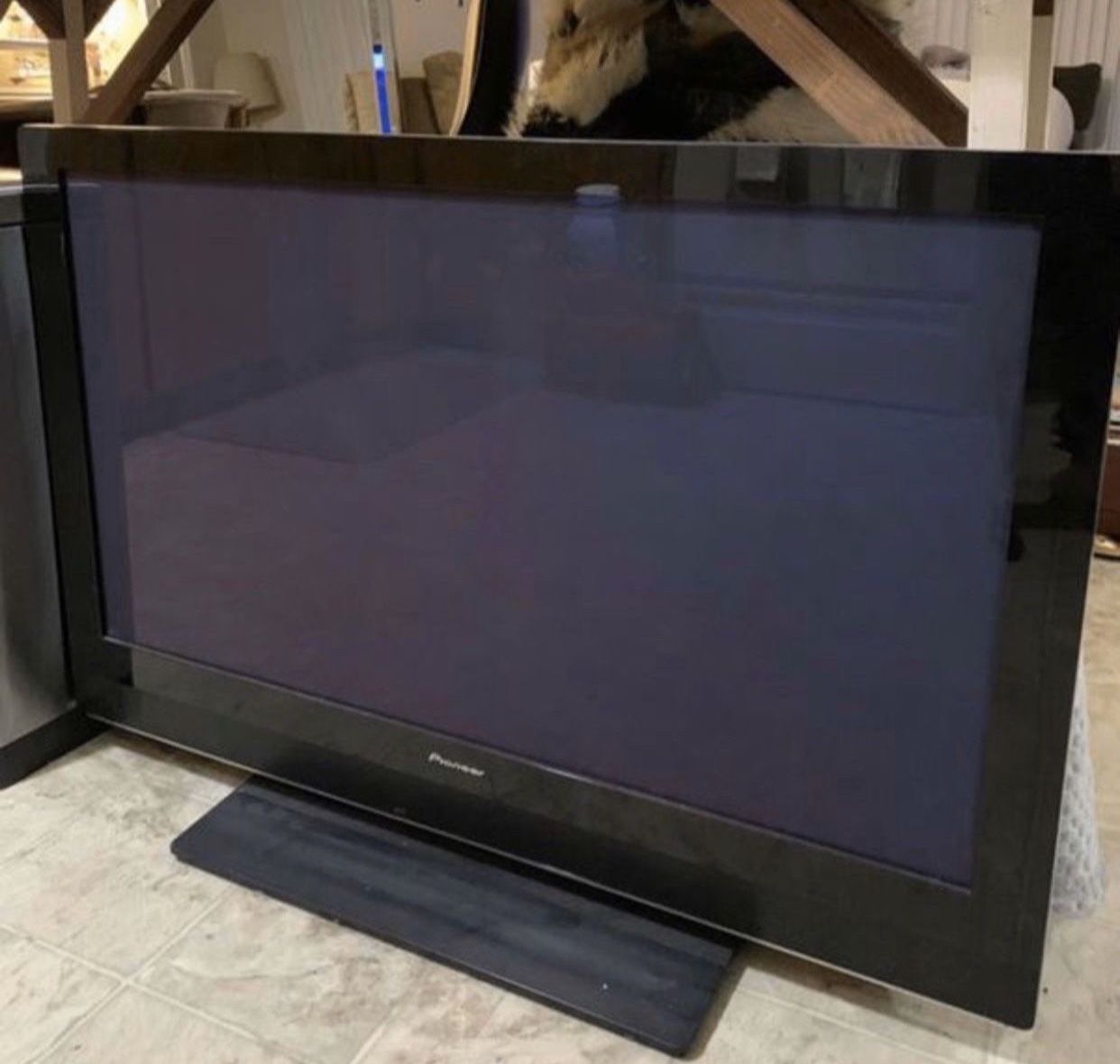 Pioneer 42” Plasma TV