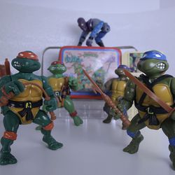 Teenage mutant ninja turtles figure lot 1988 Playmates toys + 2 file cards   