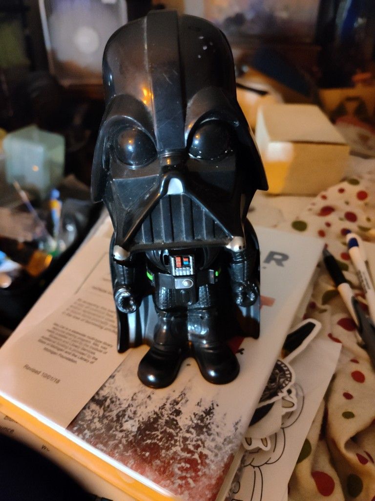 Vintage Star Wars Darth Vader Flashlight