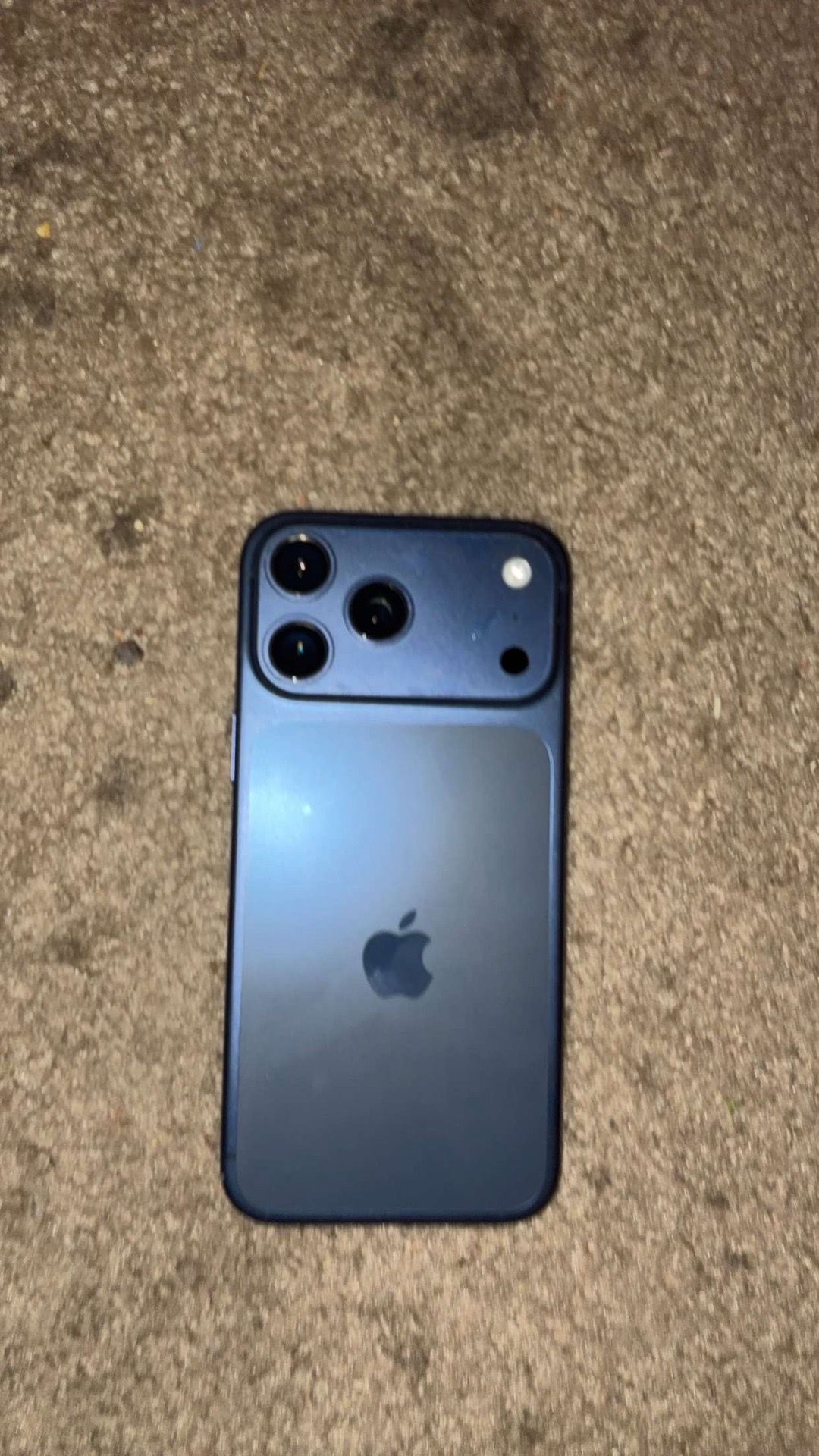 iPhone 17 pro max