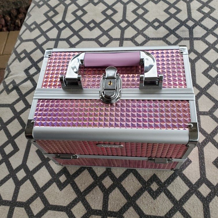 Joligrace makeup case box. like new