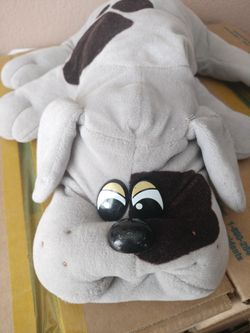 Vintage 1985 Pound Puppy Plush Doll 18"
