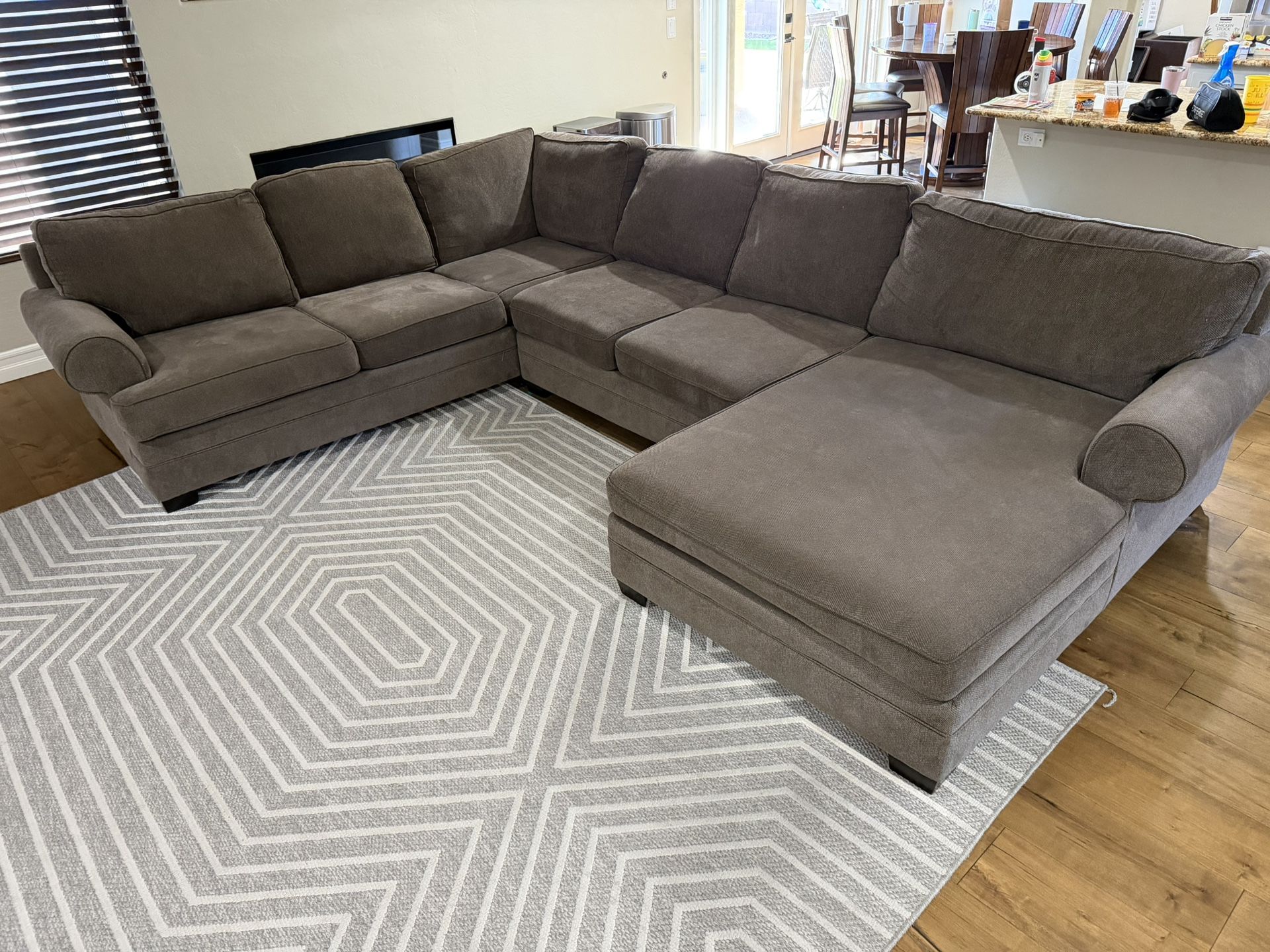 Sectional Couch – Living Spaces – Clean