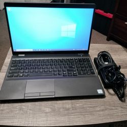 Dell i7 laptop with a 512GB NVMe SSD, 16GB RAM, with charger for $299.99 obo!