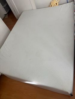 Thick Memory foam queen size mattress