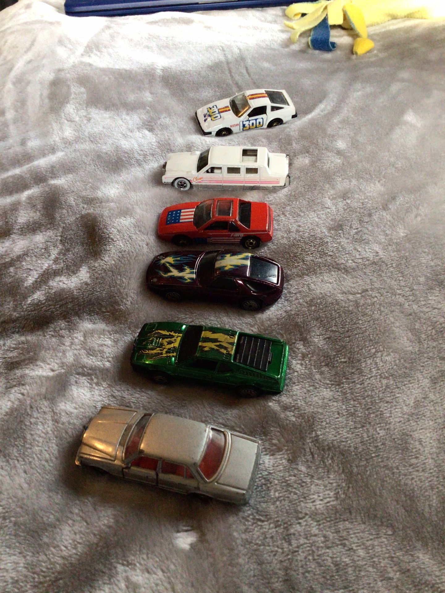 Matchbox And Hot Wheels Cars Includes Case