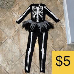 Girls Skeleton Halloween Costume (SELLING FOR $5)