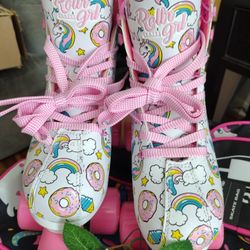 Beginner Girls Adjustable Roller Skates W/Matching Skate Bag