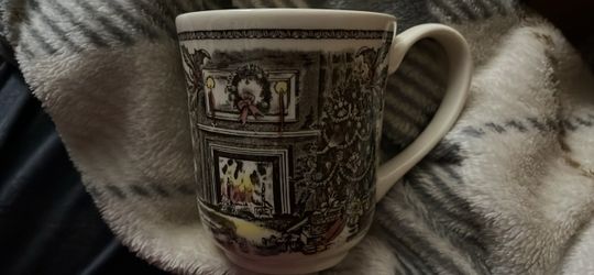 Johnson Brothers Christmas Scene Mugs Set of 8