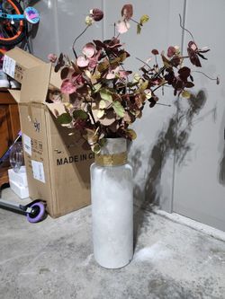 Glass vase