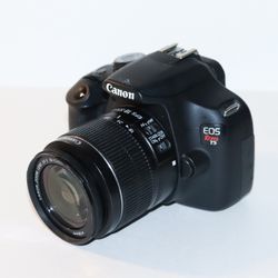 Canon T5 Camera