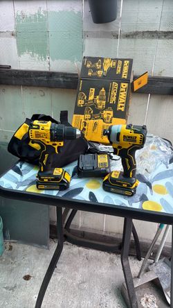 Set the   Dewalt  20volt never. Used