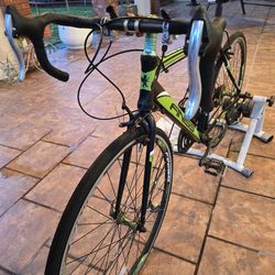 Finiss bike merax