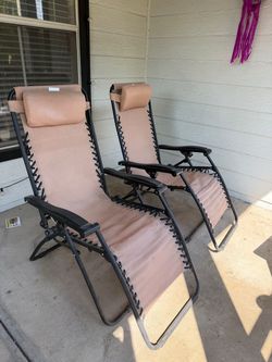 Zero Gravity Reclining Lounge Chairs – Set of 2