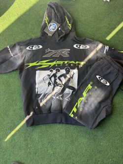 Hellstar sets